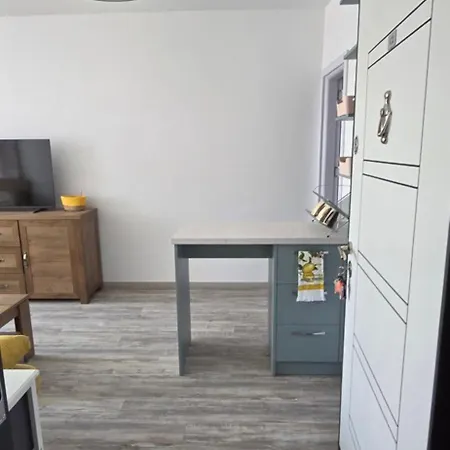 Ravda-Lazur By The Sea Apartment *